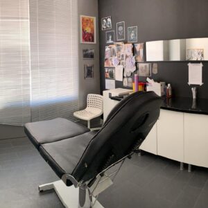 Cabina tatuador Tattoo School Madrid