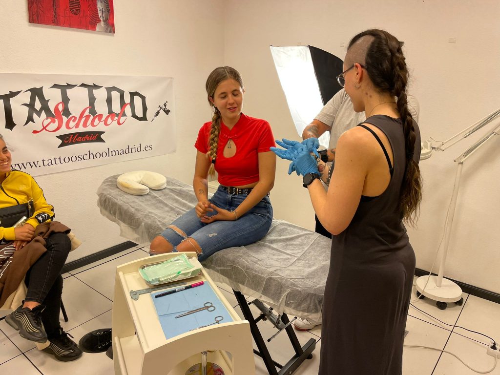 Limpieza del piercing en la lengua