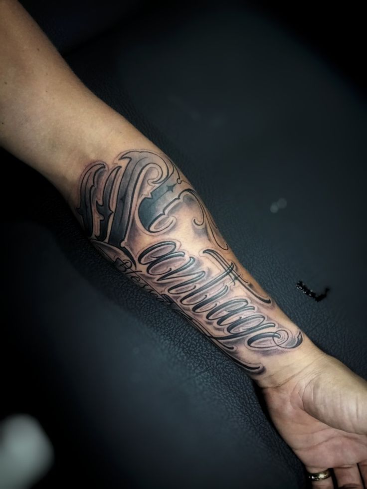 Tipo de letra artístico tatuaje