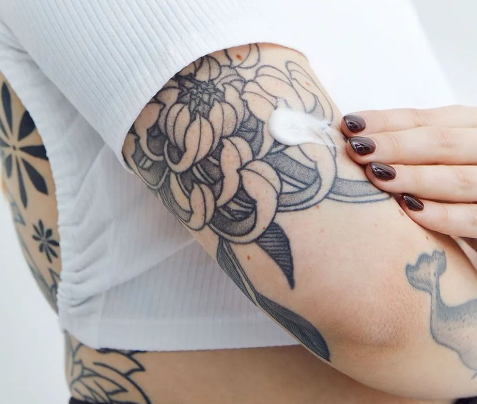 Tatuajes para mujeres que quieren descubrir el lado más oscuro de su  sensualidad - Cultura Colectiva