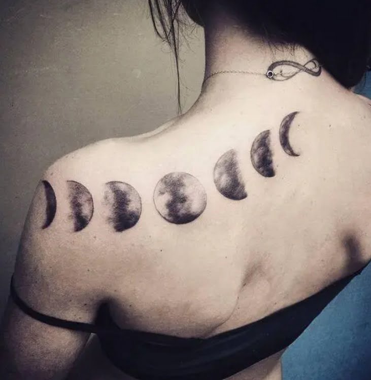Tatuajes simbólicos fases lunares 