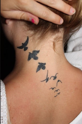 Golondrinas en el cuello