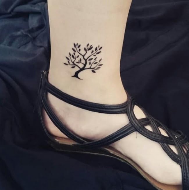 Tatuaje en el tobillo