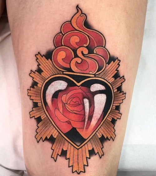Tatuaje de corazón en cristal