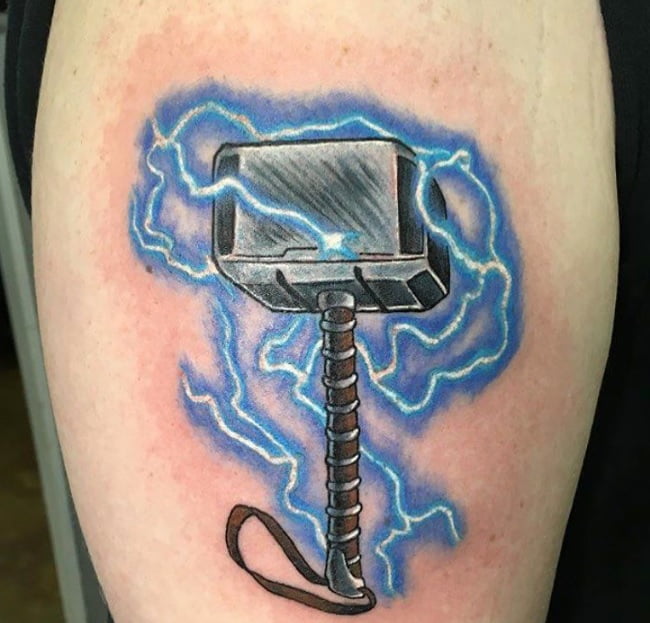 Martillo de Thor: Tatuajes Vikingos